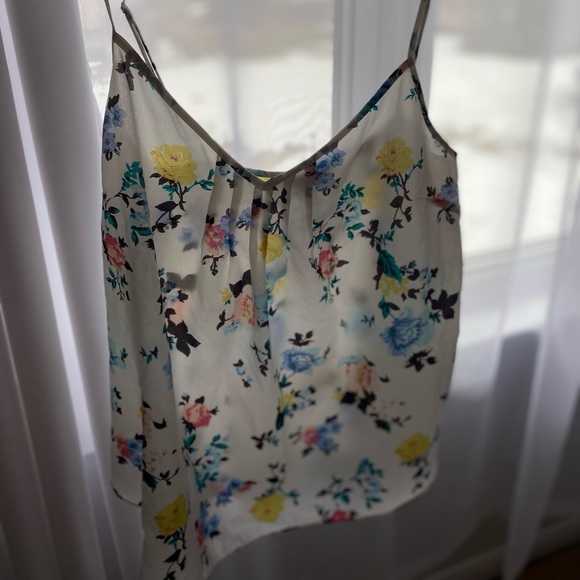 Floral flowers Aritzia camisole by Talula - Picture 2 of 5